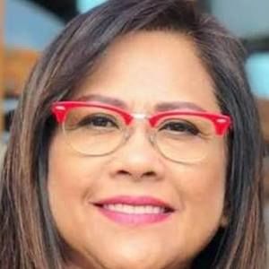 Meet your Posher, Cynthia